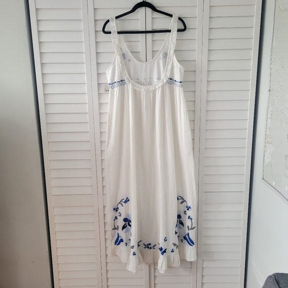 Free People Magda Blue Embroidered White Maxi Dress In Ivory Indigo Size M NWT - Picture 10 of 15
